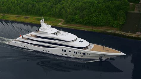 lady lara yacht